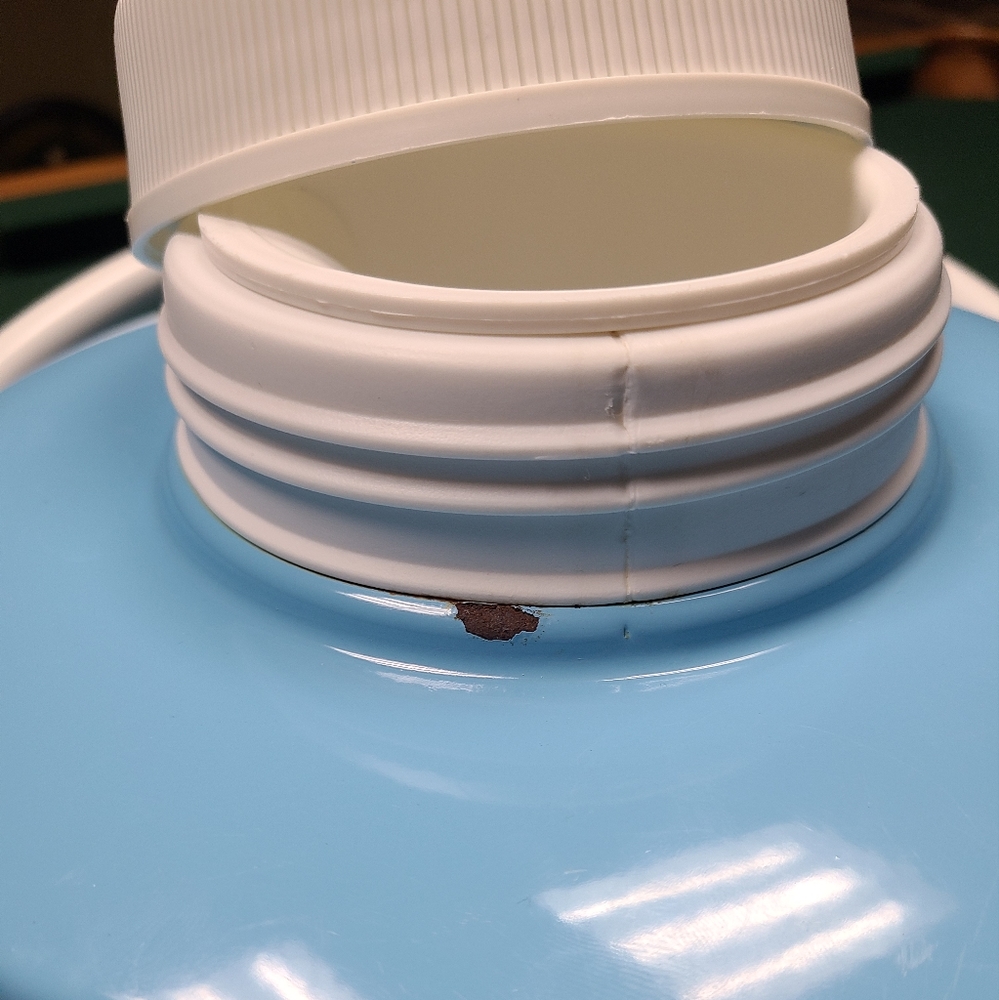 Vintage Coleman cooler jug. In Very nice condition. - Picture 10 of 12